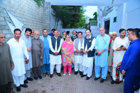 ضلع حویلی کے اہم رہنماؤں زاہد ہاشمی اور ماجد گیلانی کی پیپلز پارٹی میں شمولیت